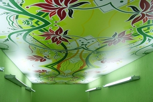 Натяжные потолки в Одессе 22 Potolki s gotovym risunkom 300x200 1